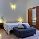 La Maison * 特乌拉达